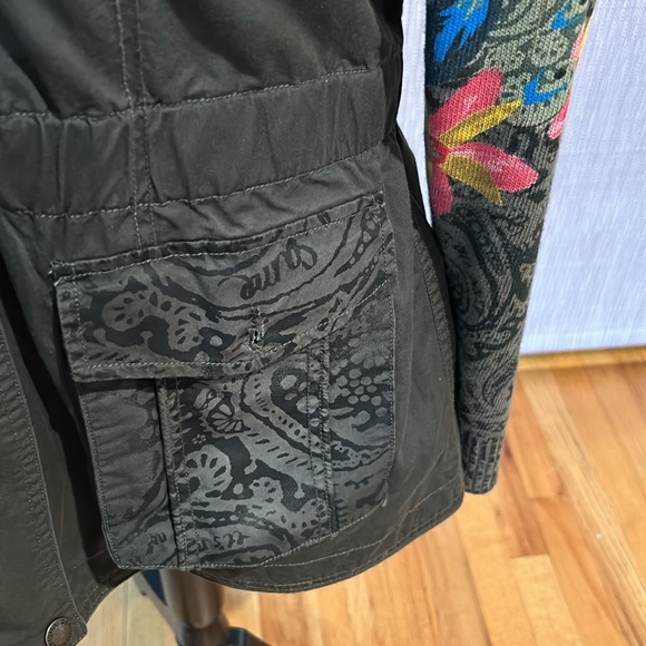 Desigual khaki zippered jacket - Picture 5 of 9